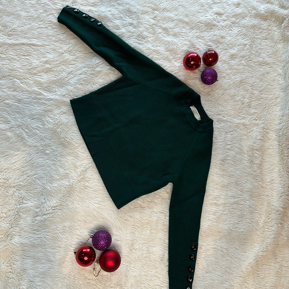 Sami jumper by Sézane, in color bottled green.